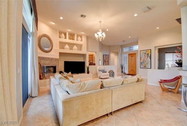 Building Photo - 304 Mesa Rim Ct