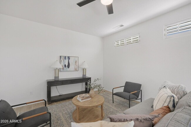 Building Photo - 22408 N Las Vegas Dr