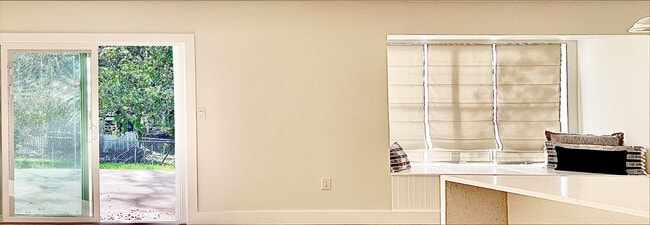 Building Photo - 513 Santa Clara Rd