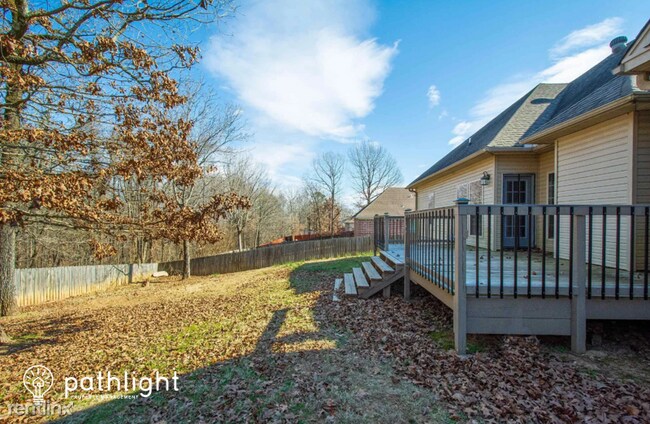 Building Photo - 3 br, 2 bath House - 1023 Skyline Dr UNIT