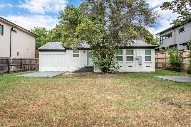 Building Photo - 3928 Valley Ridge Rd