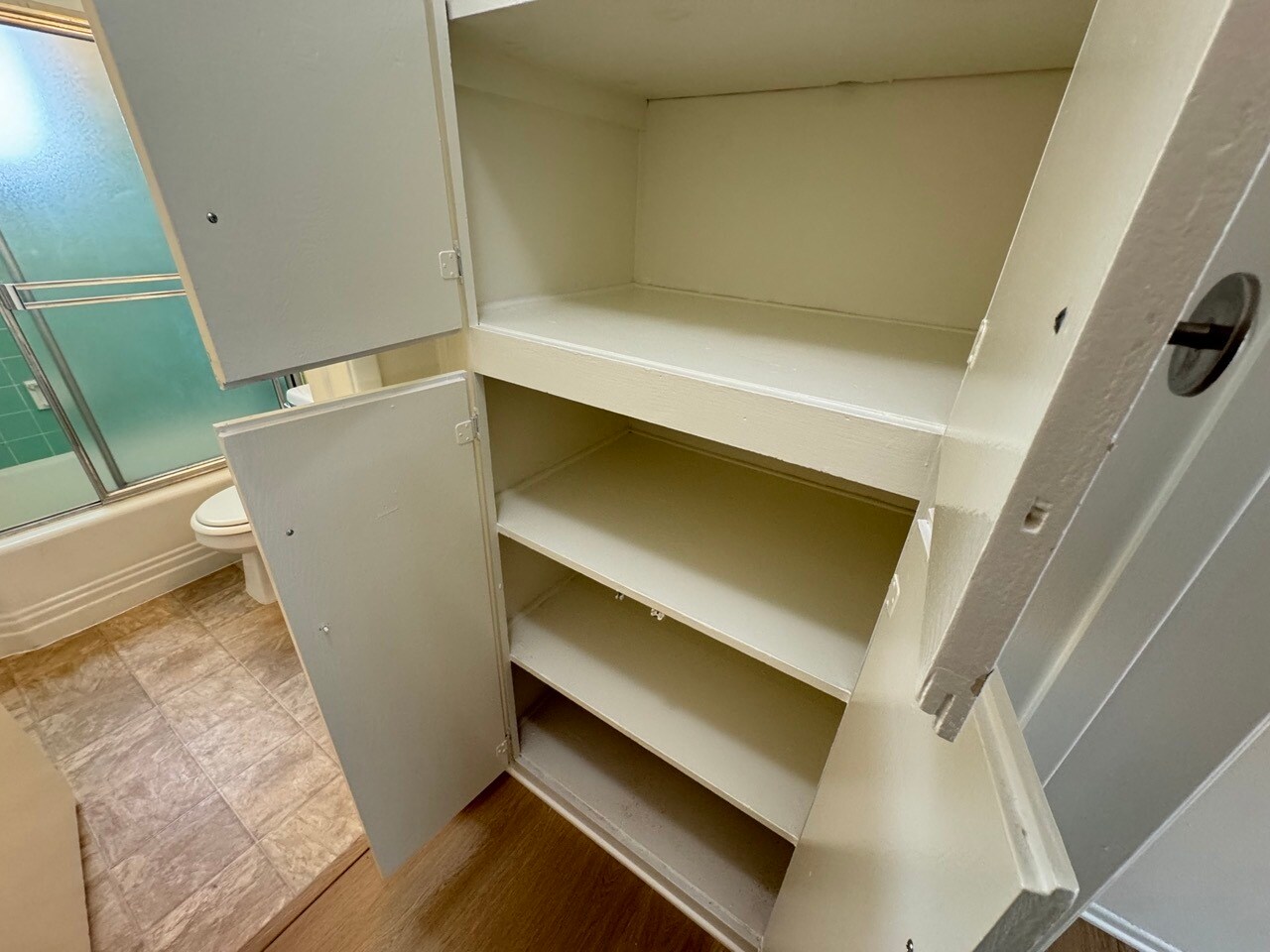 Building Photo - 5102 Inglewood Blvd