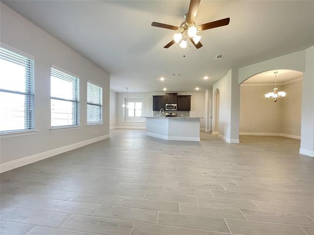 Building Photo - 4009 Gray Wolf Dr