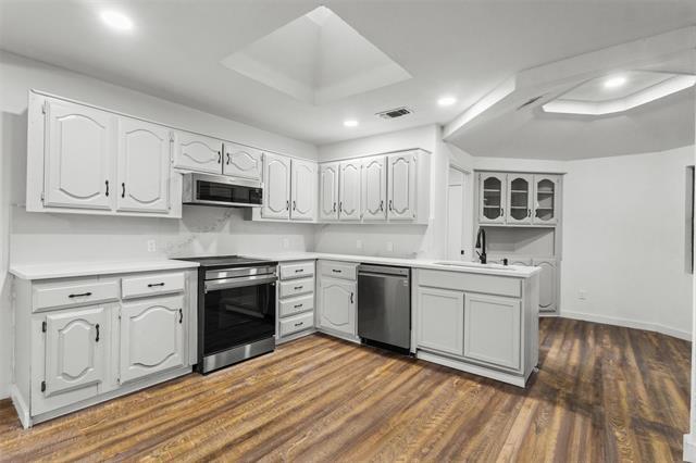 Building Photo - 1503 Bellflower Dr
