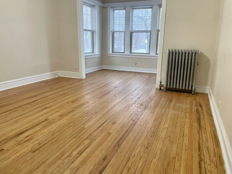 Building Photo - 551 Elmwood Ave