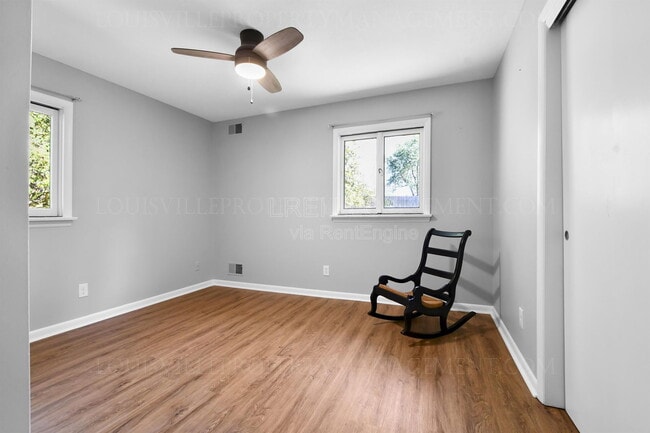 Building Photo - 6220 Applegate Ln