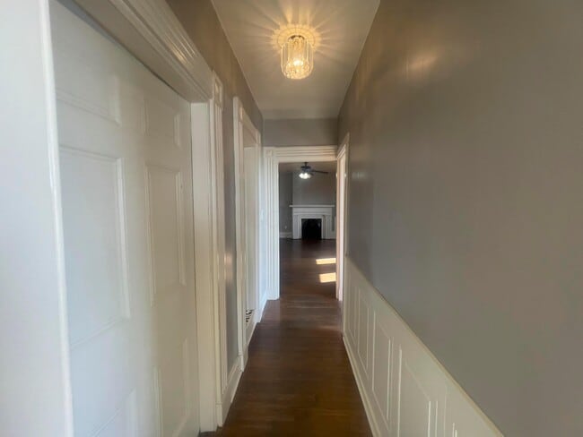 Building Photo - 166 Hudson Ave