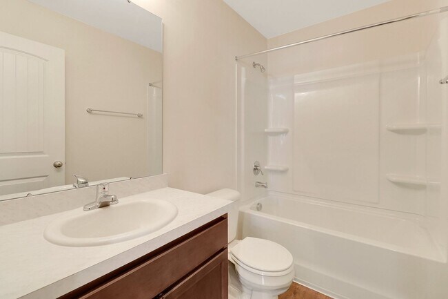 Building Photo - Hartford - Statesboro 3 Bed 2 Bath - Arbor Floor Plan