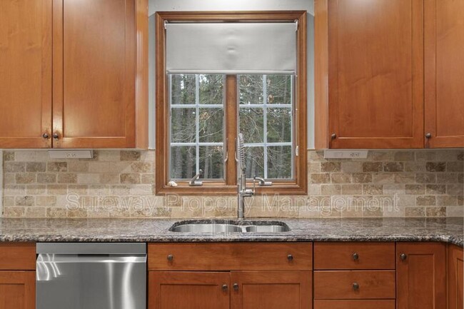 Building Photo - 1 Sweet Gum Ct