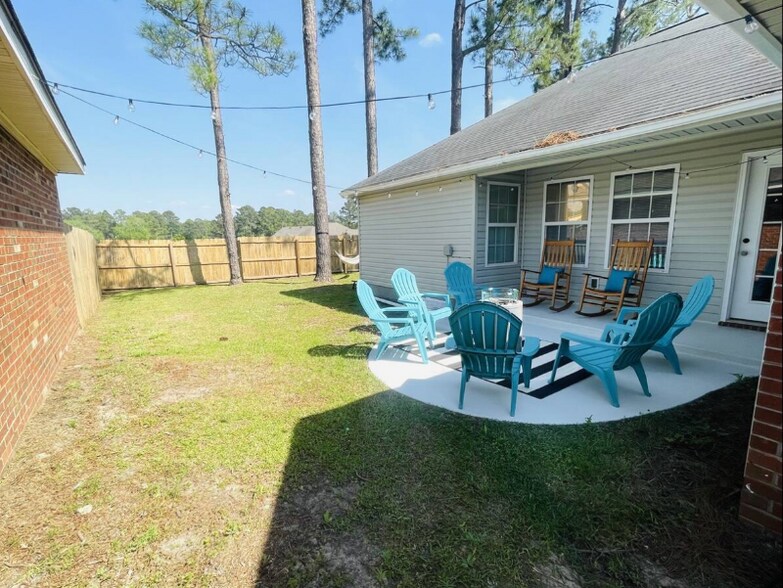 Building Photo - 549 Osprey Cir