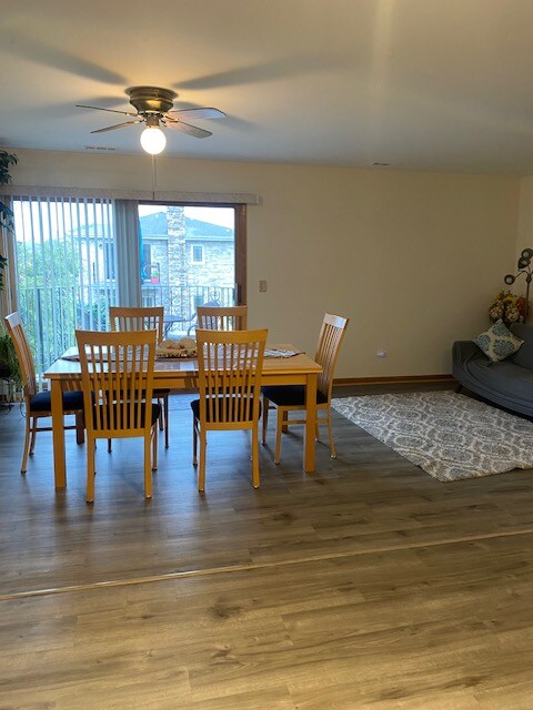 Building Photo - 8821 N Greenwood Ave