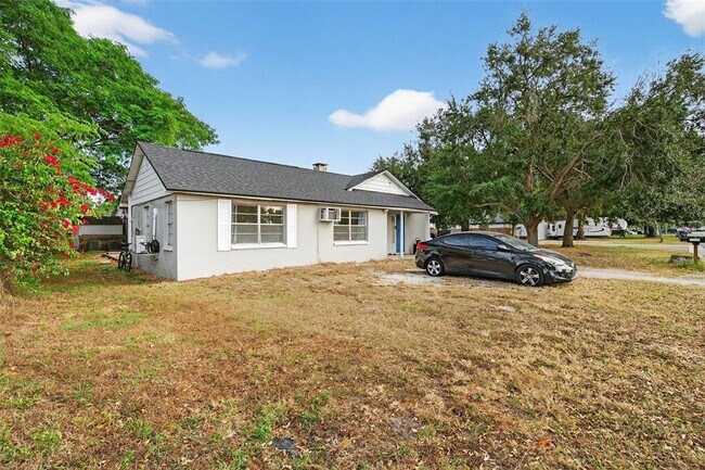 Building Photo - 6401 31st St N