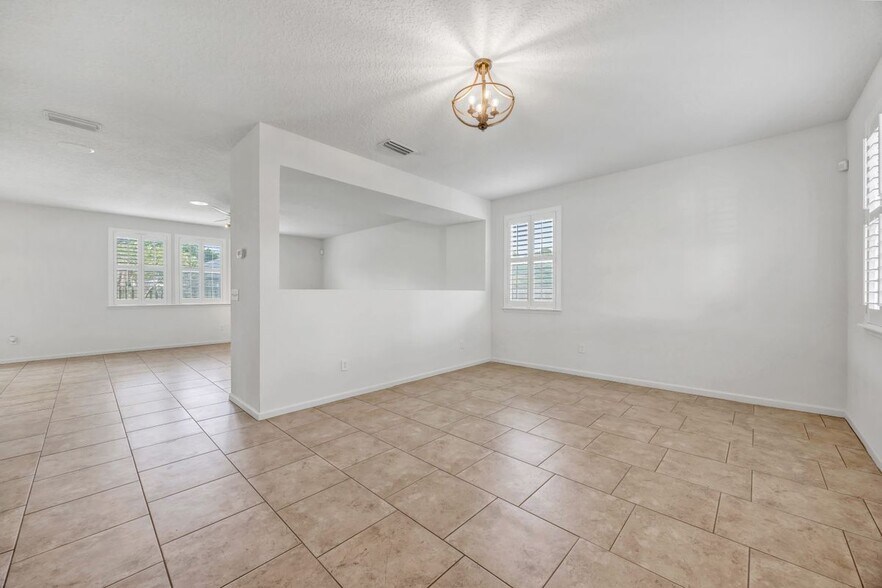 Building Photo - 1457 Heather Ct