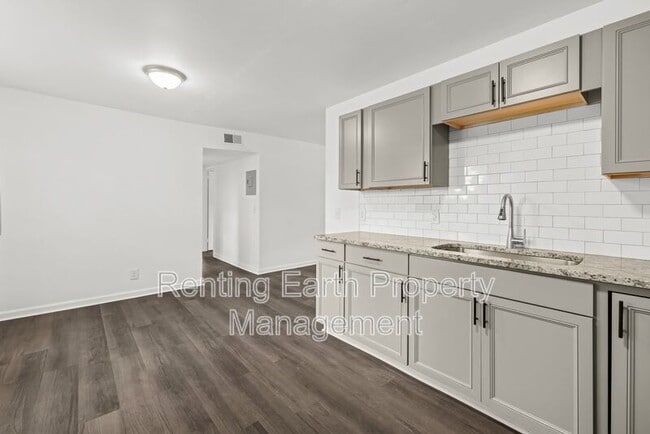 Building Photo - 2129 13th St N