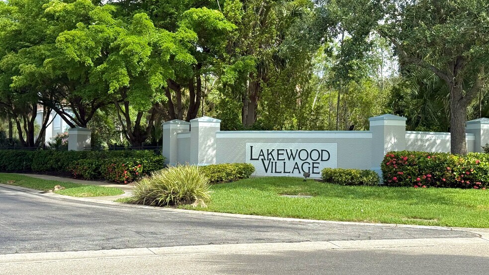 Building Photo - 8431 Village Edge Cir
