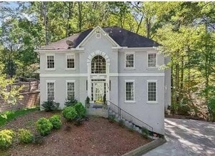 Building Photo - 3778 Rivaridge Dr