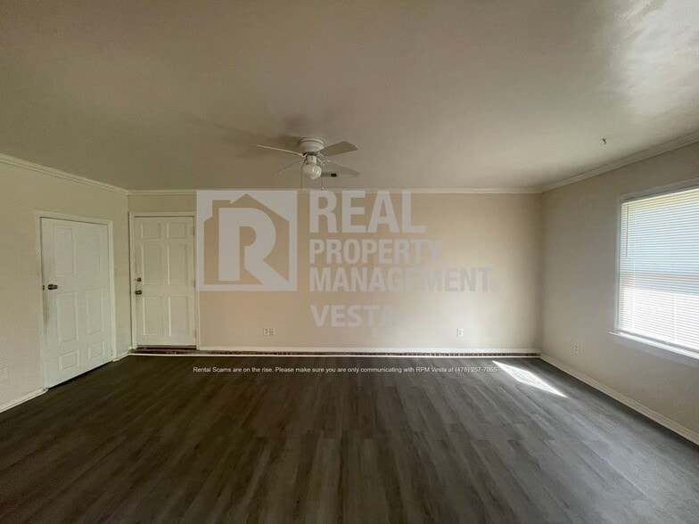 Building Photo - 2962 Glenrock Dr