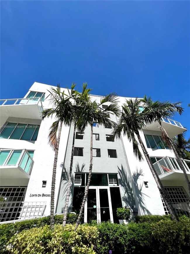 Building Photo - 1650 Brickell Ave