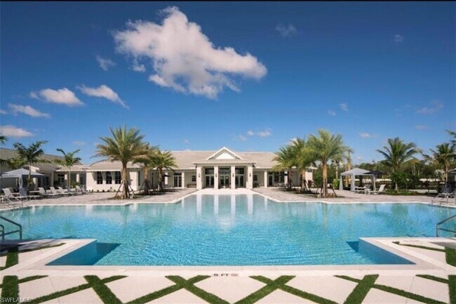 Building Photo - 8943 St Lucia Dr