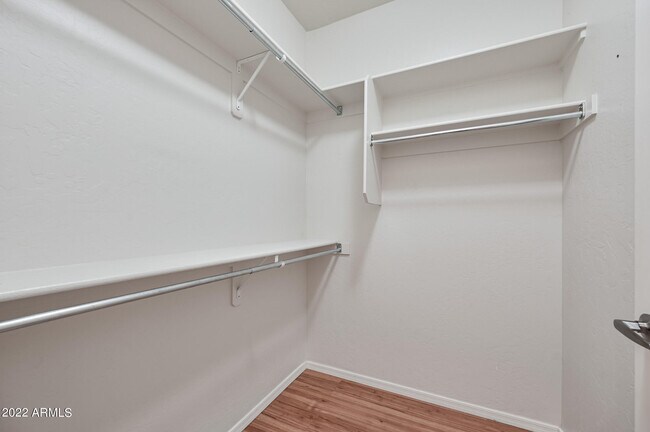 Building Photo - 2155 W Grace Blvd