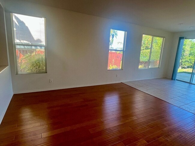 Building Photo - Aviara 4 BD, 3BA in gated community