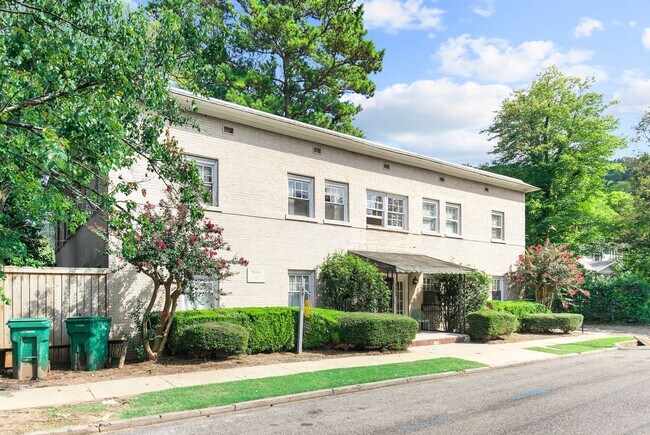 Interior Photo - Wilbur