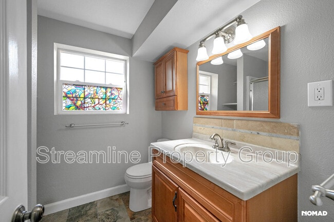 Building Photo - 10136 W Keene Ave