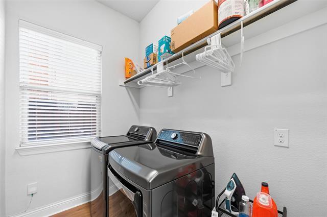 Building Photo - 1074 James Ct