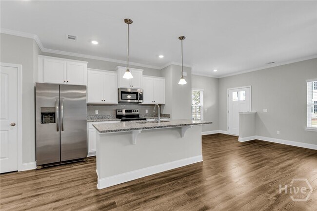 Building Photo - 110 Birch Cir