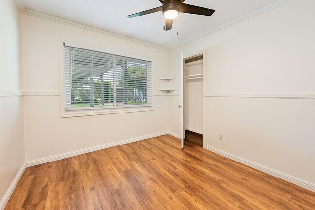 Building Photo - 7032 E El Cedral St