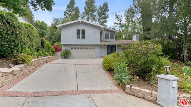 Building Photo - 22540 Margarita Dr