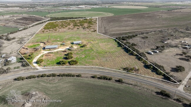 Building Photo - 6506 FM 913, Stephenville, TX 76401