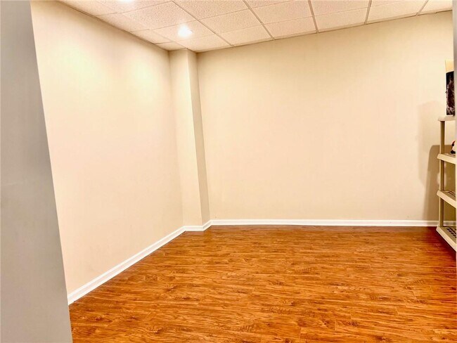 Building Photo - 2134 Briarlake Trace