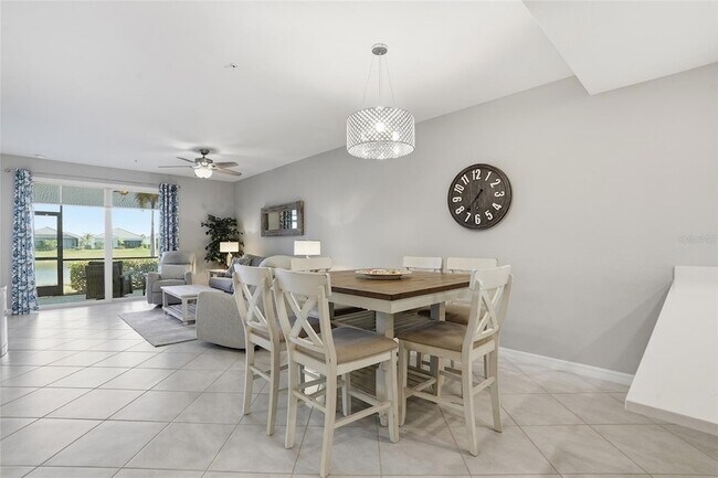 Building Photo - 14204 Heritage Landing Blvd