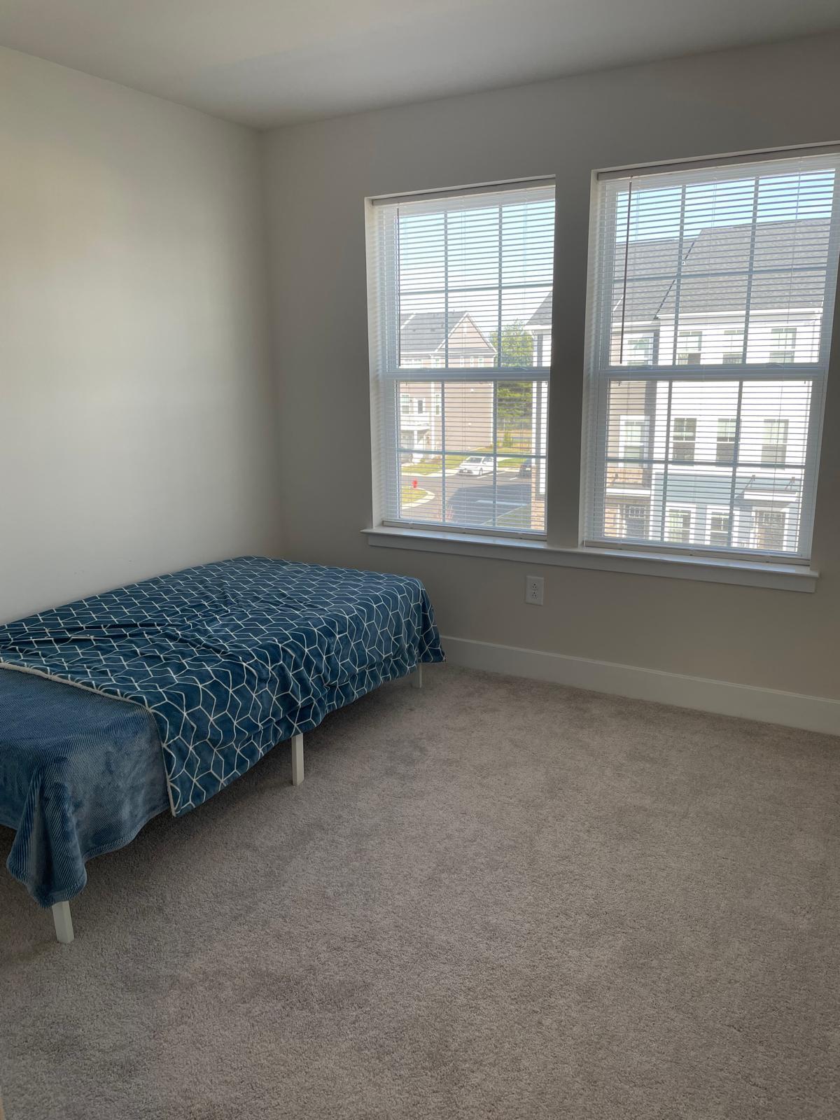 Building Photo - 1235 Greylock Ln