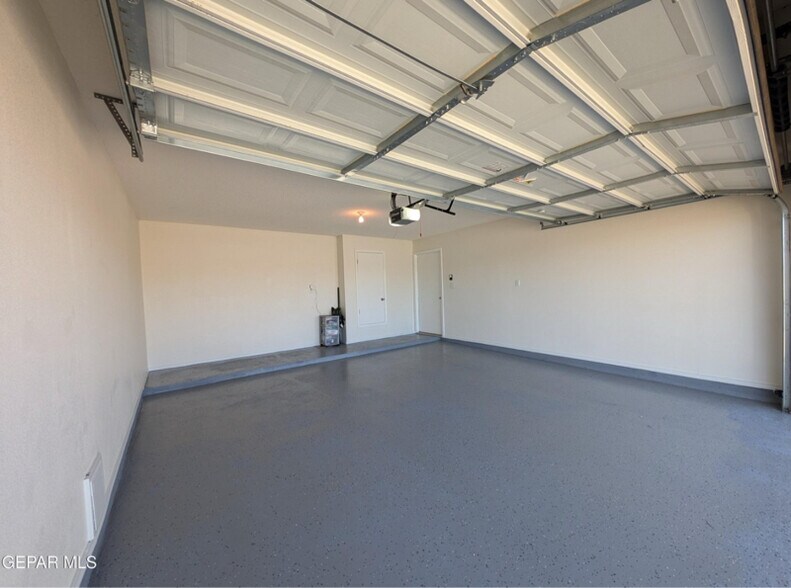 Building Photo - 11740 Autumn Wheat Dr