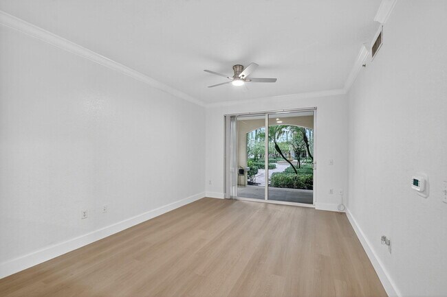 Building Photo - 1 Renaissance Way