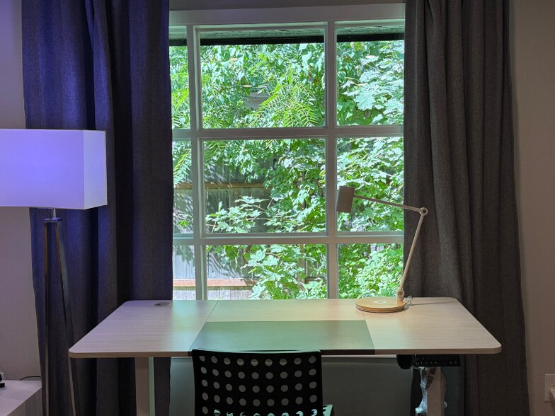 Primary Photo - 945 N 7th St