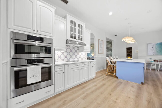 Building Photo - 3976 Ponte Vedra Blvd