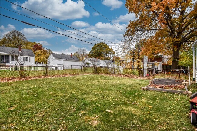 Building Photo - 5134 Harmony Ln