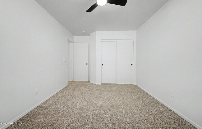 Building Photo - 15337 W Poinsettia Dr