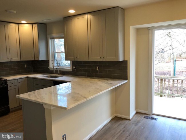 Building Photo - 5124 Winding Woods Dr