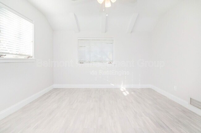 Building Photo - 5334 Lake Howell Rd