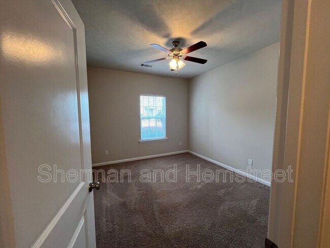 Building Photo - 1003 Joiner Cir