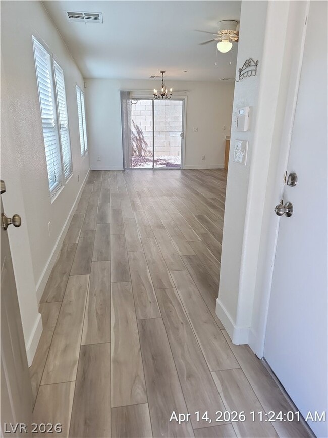 Building Photo - 661 Monument Point St