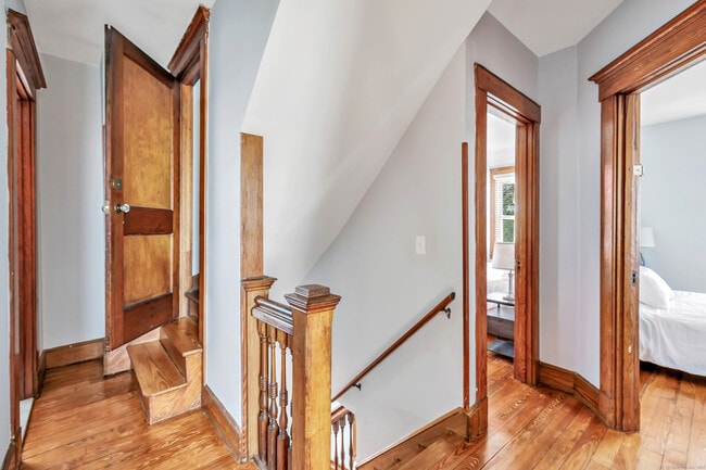 Building Photo - 12 East Ave