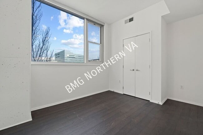 Building Photo - 3409 Wilson Blvd