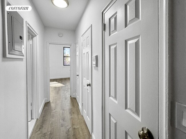 Building Photo - 500 E 73rd St