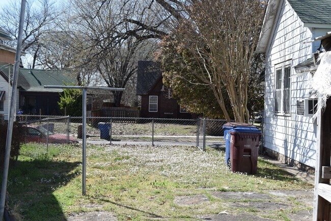 Building Photo - 601 S.18th Street-