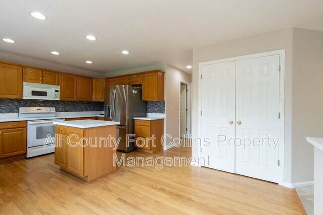Building Photo - 1315 Nassau Way